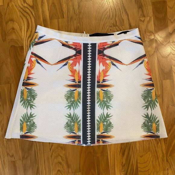Silvian Heach Mesh Tropical Lined Beach Mini Skirt, Size Medium - Picture 2 of 13